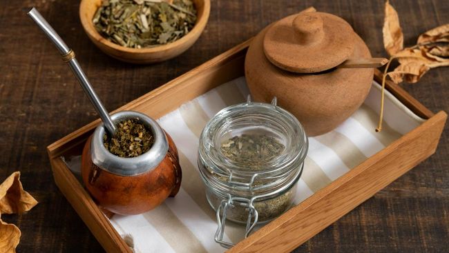 5 Manfaat Teh Daun Jati Cina untuk Kesehatan Tubuh yang Belum Banyak&nbsp;Diketahui