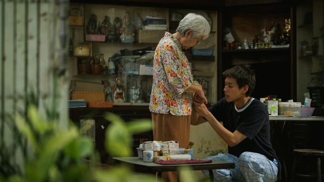 5 Fakta Menarik Film How To Make Millions Before Grandma Dies, Raih Keuntungan Fantastis Berkat Plot Menggugah&nbsp;Hati