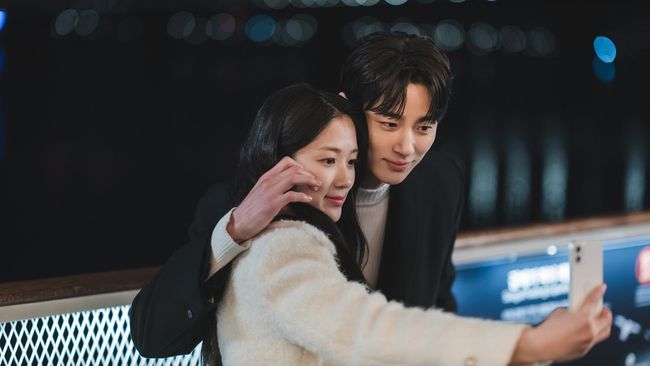 4 Aktor Korea Tampan yang Popularitasnya Makin Melejit Usai Adu Akting dengan Kim Hye&nbsp;Yoon