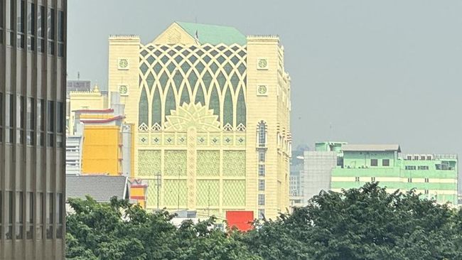 Uskup Australia Kira Pasar Tanah Abang adalah Masjid Istiqlal, Cuitannya Viral Dibalas Kocak&nbsp;Netizen!